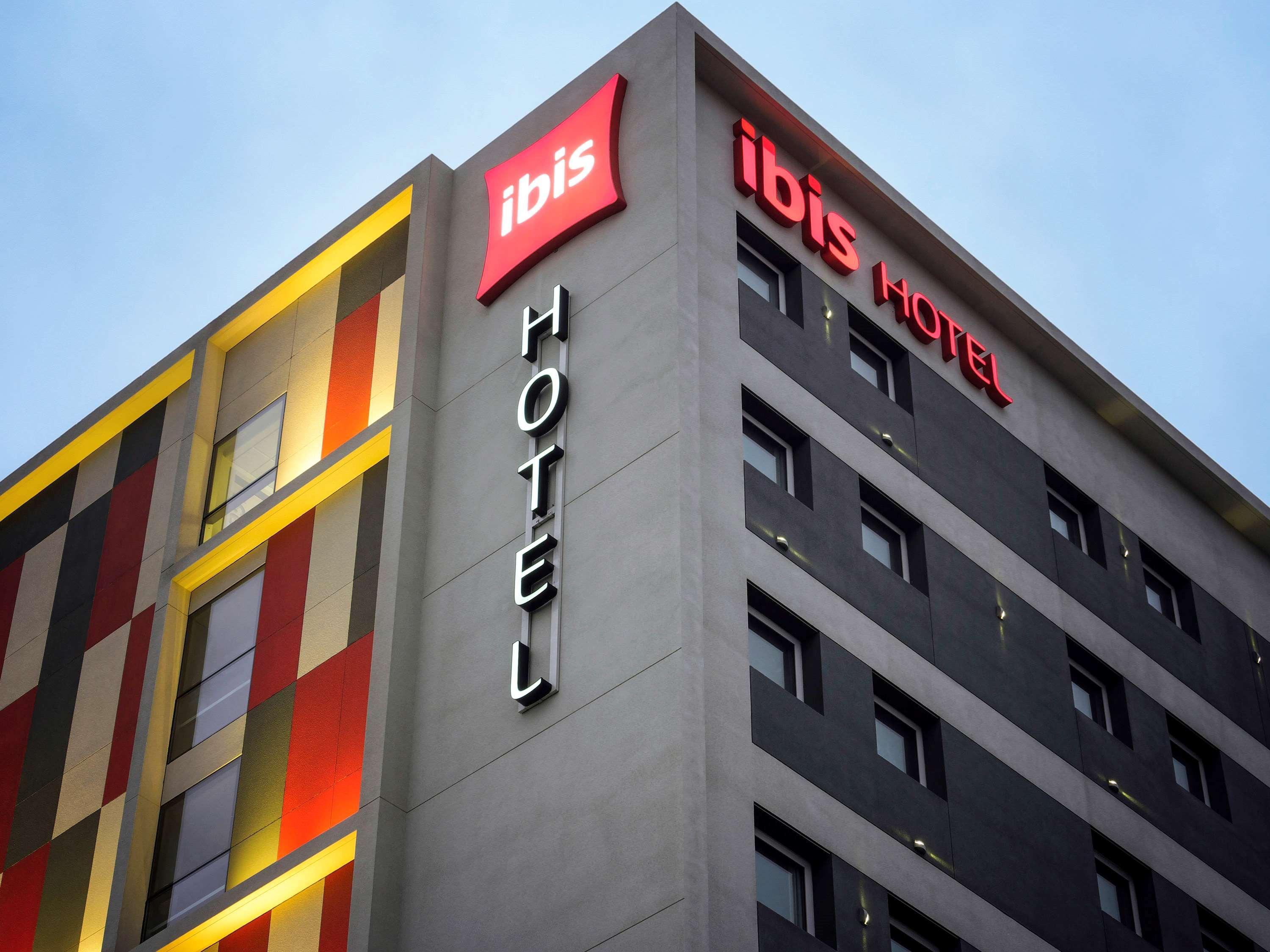 Hotel Ibis Trujillo Exteriér fotografie