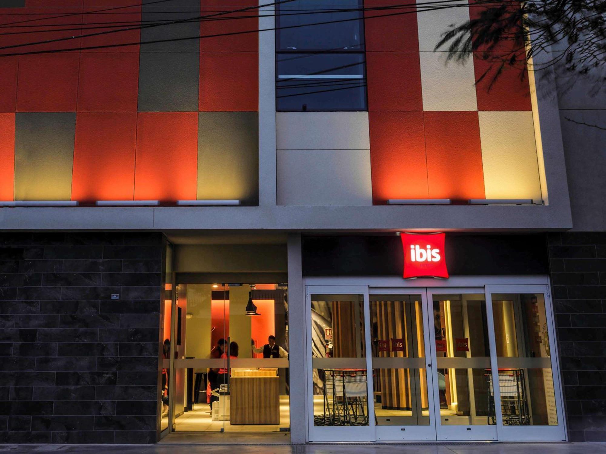 Hotel Ibis Trujillo Exteriér fotografie